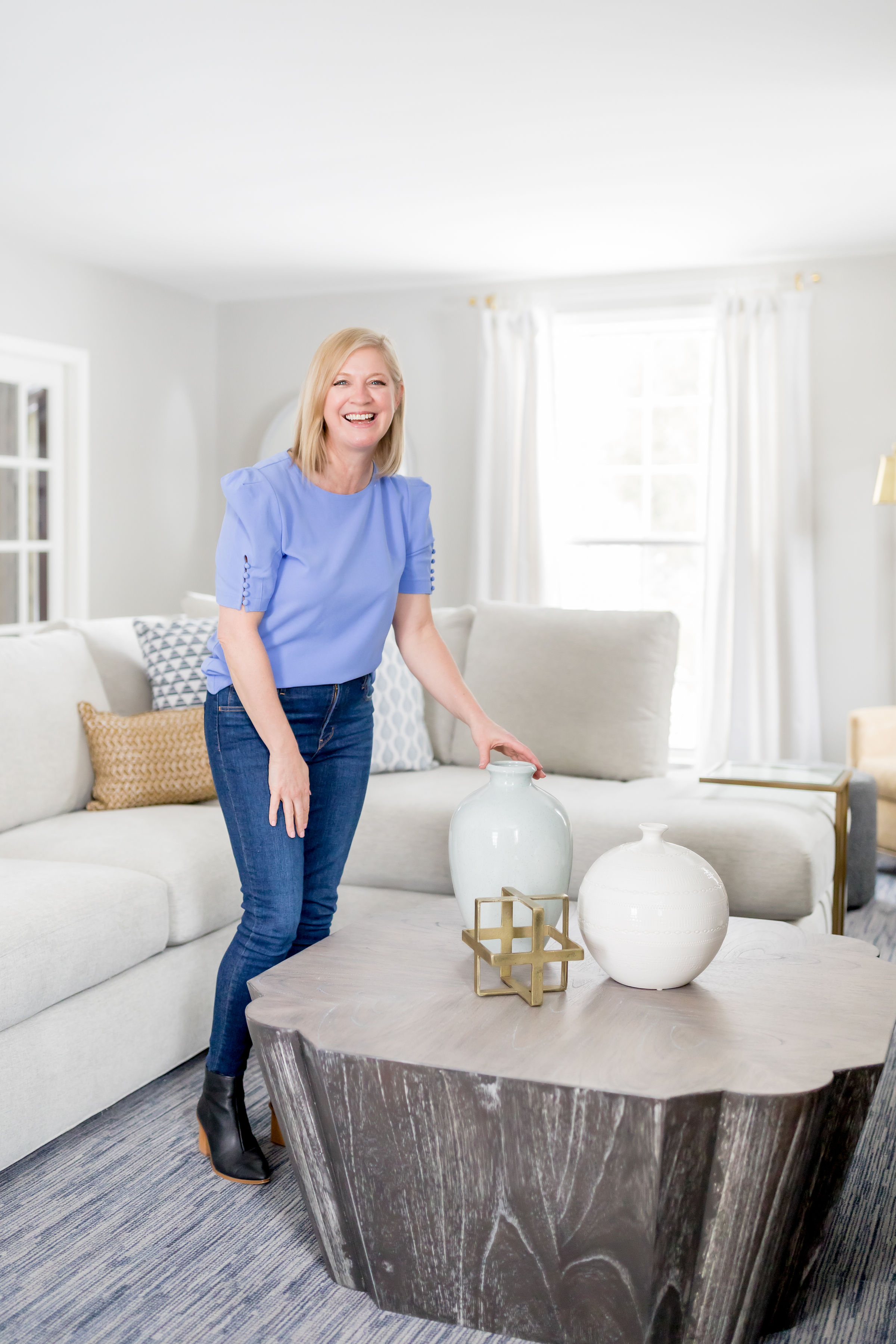 Creating A Free Offer To Serve Your Ideal Client      (and grow your home staging business)