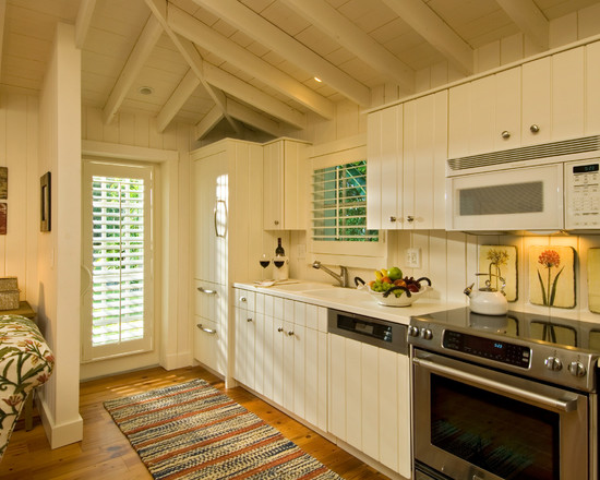 pine paneling paired white in a kitchen, kitchen design, home staging tips