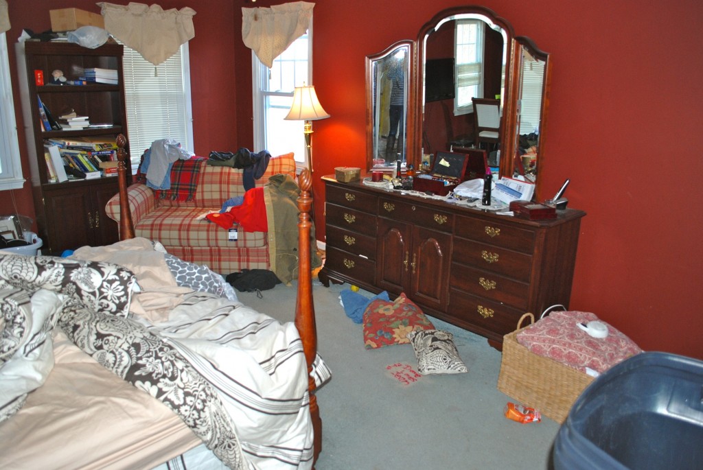 Unstaged bedroom, home staging tips to refresh bedroom