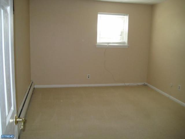 before bedroom with nothing in it